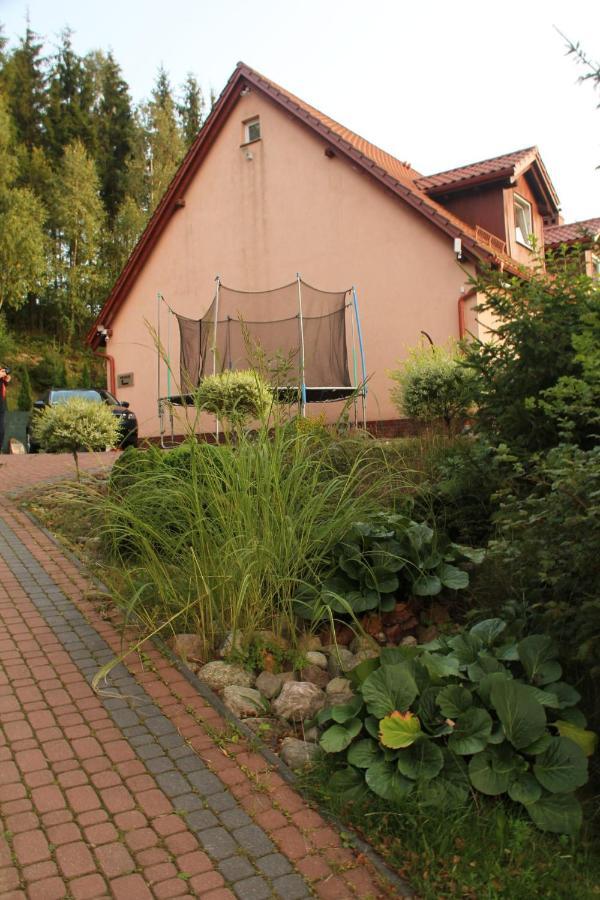 Resort Holiday Natural - Gosciniec Zacisze Chmielno Exterior photo