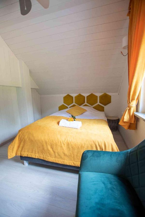Resort Holiday Natural - Gosciniec Zacisze Chmielno Exterior photo